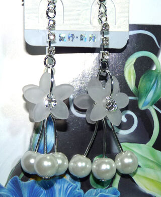 亚太流行亮钻彩花珍珠耳环