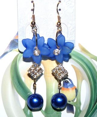 亚太流行亮钻花环珍珠耳环C4-3-1