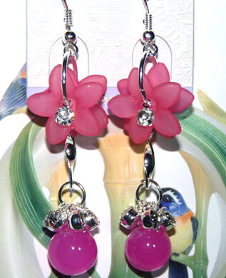 亚太流行亮钻花环珍珠耳环C4-3-1