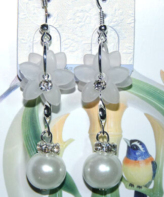 亚太流行亮钻花环吊坠珍珠耳环C4-3-1