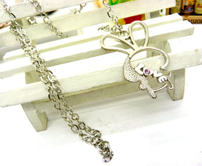 2013款 设计师原创 兔子形状  钛合金项链  饰品挂坠/项链流行链/ 合金项链