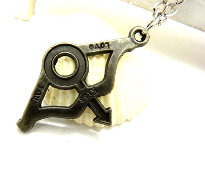 2013流行 复古饰品批发 欧美潮流时尚夸张个性 弓箭形状项链 钛合金项链  合金项链