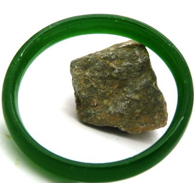 玉石粉合成手镯子