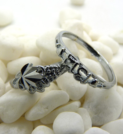 戒指韩版 潮人姐妹钛钢戒指 情侣戒指姐妹指环