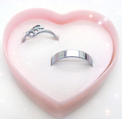 韩国情侣款对戒指环 韩版潮人女男士银色钛钢戒指 生日礼物盒装 潮流指环