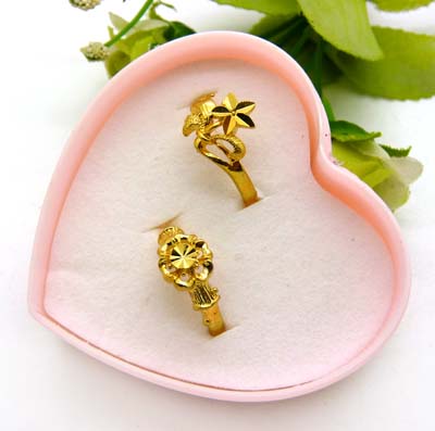 终身保色仿金对戒 黄金男戒女戒情侣金戒指 满天星车花戒指 潮流戒指（7*7）