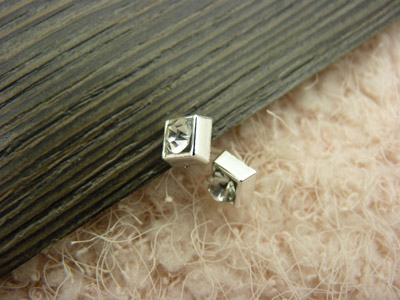 潮流新款韩版点钻 女款时尚耳钉女生饰品 个性合金锆石耳钉C6-2-3