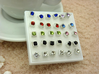 潮流新款韩版点钻 女款时尚耳钉女生饰品 个性合金锆石耳钉C6-2-3