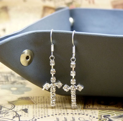 镀银耳环水钻靓女气质流苏耳坠女款耳饰防过敏 耳环长款女	