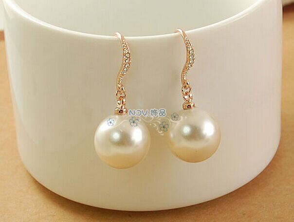 10元店爆款韩版锆石耳环 日韩精致时尚气质水钻耳钉耳环耳挂 女防过敏耳饰品（B4-1-4）