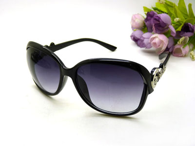 2015新款正品时尚优雅女款士太阳镜日韩简约百搭偏光司机墨镜潮款-4813-10号