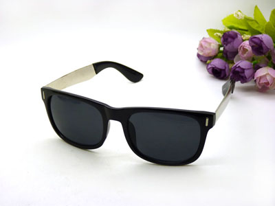 明星款潮人彩膜太阳镜反光墨镜偏光眼镜男女士通用圆脸黑框复古-316A31-3-4