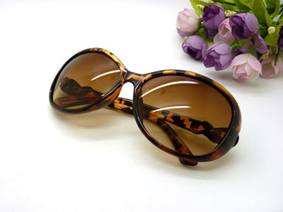 2015潮正品新款太阳镜女明星款大框圆脸墨镜-3624-24号