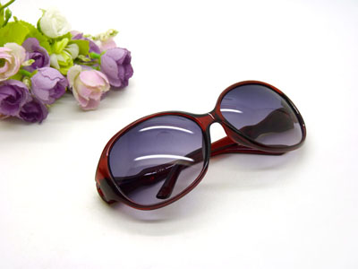 太阳镜 女士2015新款时尚女渐变偏光镜 大框潮流酷墨镜女太阳-825-59号