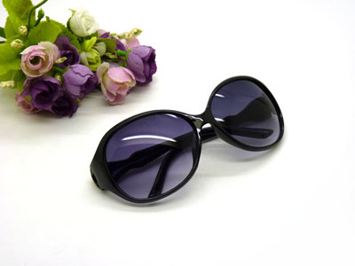 太阳镜 女士2015新款时尚女渐变偏光镜 大框潮流酷墨镜女太阳-825-59号