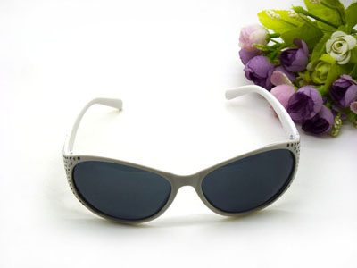 专柜正品2015款太阳镜女潮明星款蛤蟆镜偏光墨镜防紫外线可配近视-8009-64号