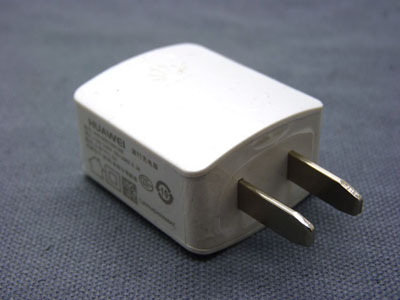 华为 电源适配器 5V/1A USB充电头（白色）-华伟充电头C2-4-上