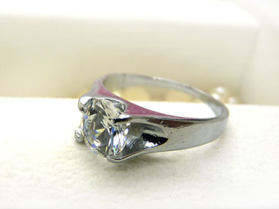 新款 流行饰品 流行首饰 璀璨锆石戒子 小巧钛钢戒指 -13号