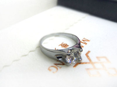 新款 流行饰品 流行首饰 璀璨锆石戒子 小巧钛钢戒指 -13号