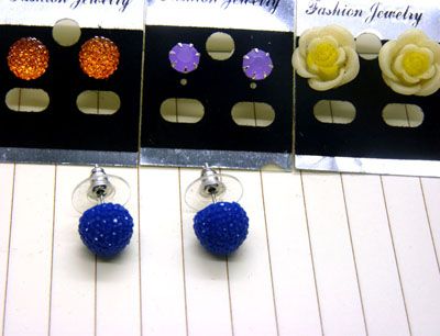 百搭简约风格彩色珍珠防过敏小耳钉C6-2-3