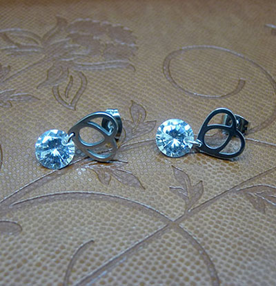 镀白金钛钢韩版可爱耳钉 精致锆石耳饰 耳坠首饰C4-1-1