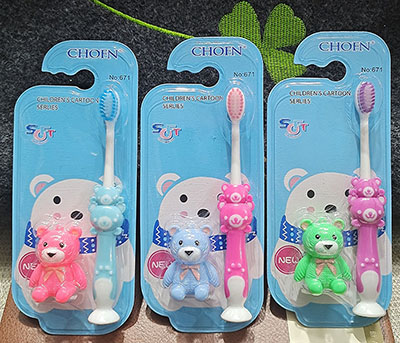 儿童爆款671 宝宝甜心超细软毛牙刷内赠精美小熊八B0-2-2