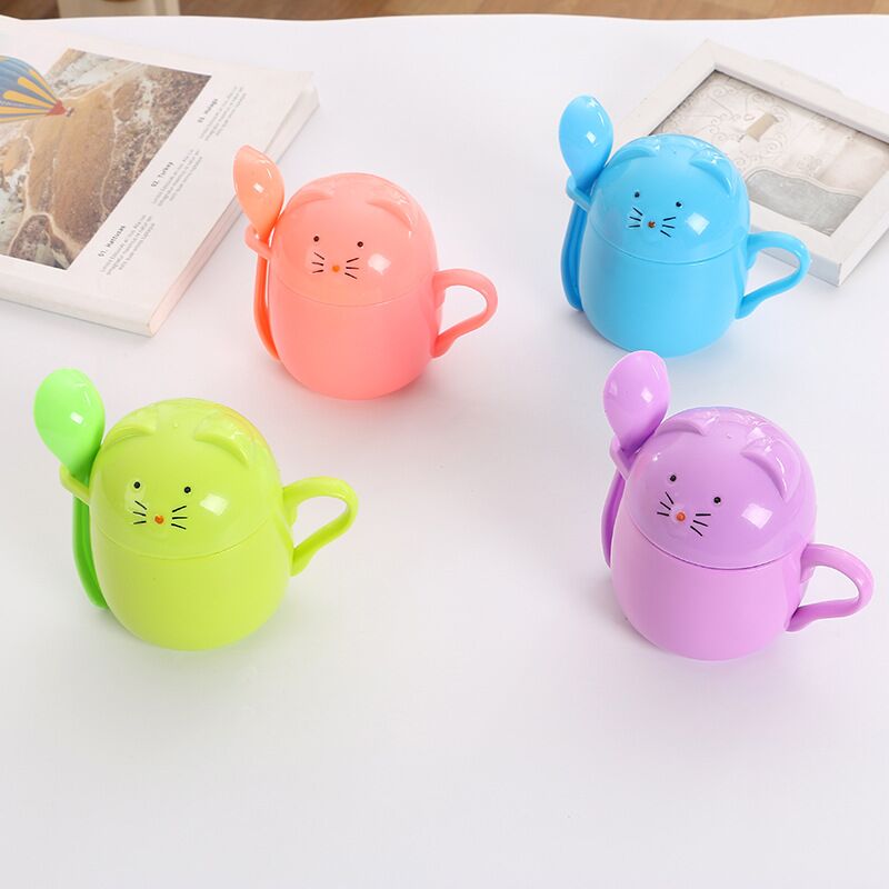 2036可爱造型儿童杯带勺子杯环保PP杯A5-1-上B17-2-2