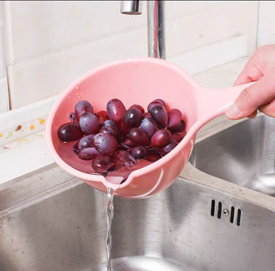 208厨房加厚塑料水瓢儿童沐浴洗头杯舀水勺200/件B8-2-1