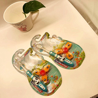 (288支/箱)1667 儿童爆款 宝宝甜心超细软毛牙刷内赠精美玩具六B18-3-2