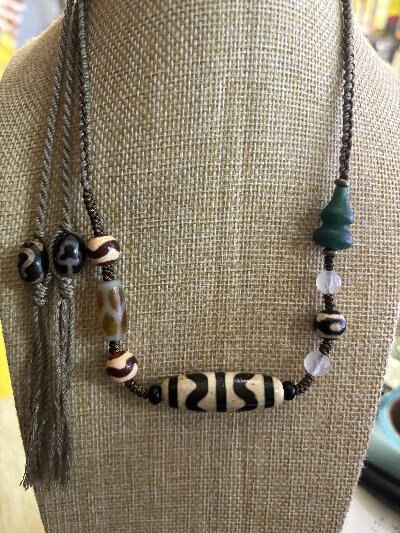 117（特价款）藏式牙黄虎牙锁骨天珠吊坠玛瑙颈链项链转运珠马蹄纹男女手工编绳