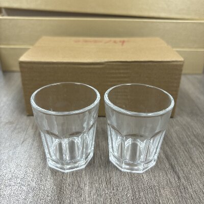 RC013玻璃小酒盅一两白酒杯烈酒杯 家用白酒杯八2号ZBJ2号对面