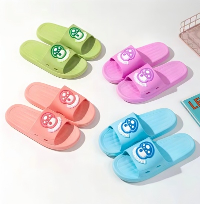 B36-8春秋季平底防滑休闲内外穿厚底坡跟百搭凉拖鞋 80/件