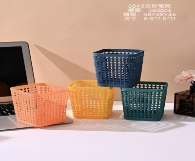 6840方形笔筒 360/件