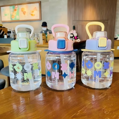 650ML-5814动感吸嘴杯太空杯 60/箱