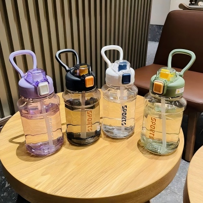 1200ML-5813动感吸嘴杯太空杯 60/箱