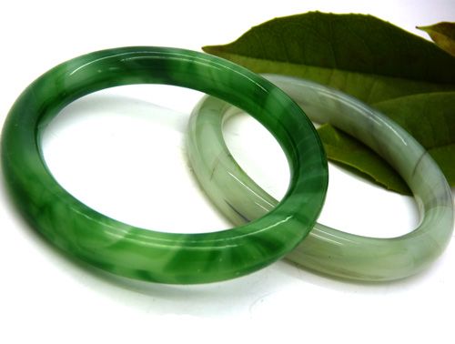 热卖 彩色仿玉手镯 玉石粉合成手镯子 女士圆 条