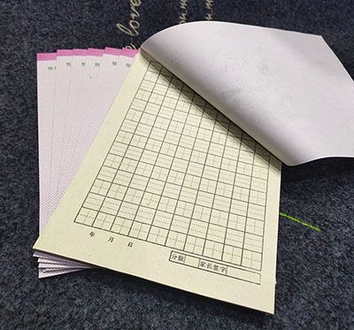 小学生卡通32开作业本拼音田字格